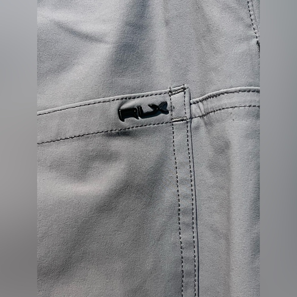 RLX Ralph Lauren Men's Light Gray Golf Pants
Size 34x34 - Picture 4 of 5